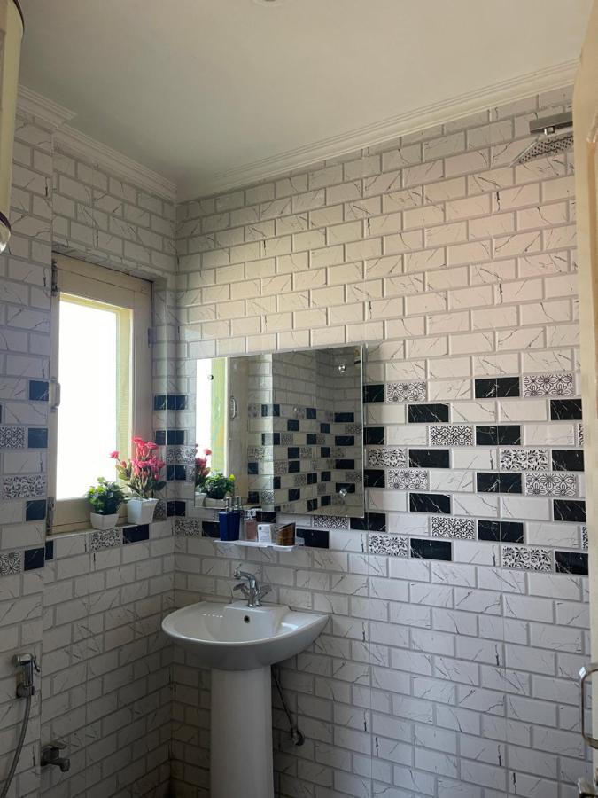 The Khayabaan - Luxurious Home Stay Away From Home Srīnagar Екстериор снимка