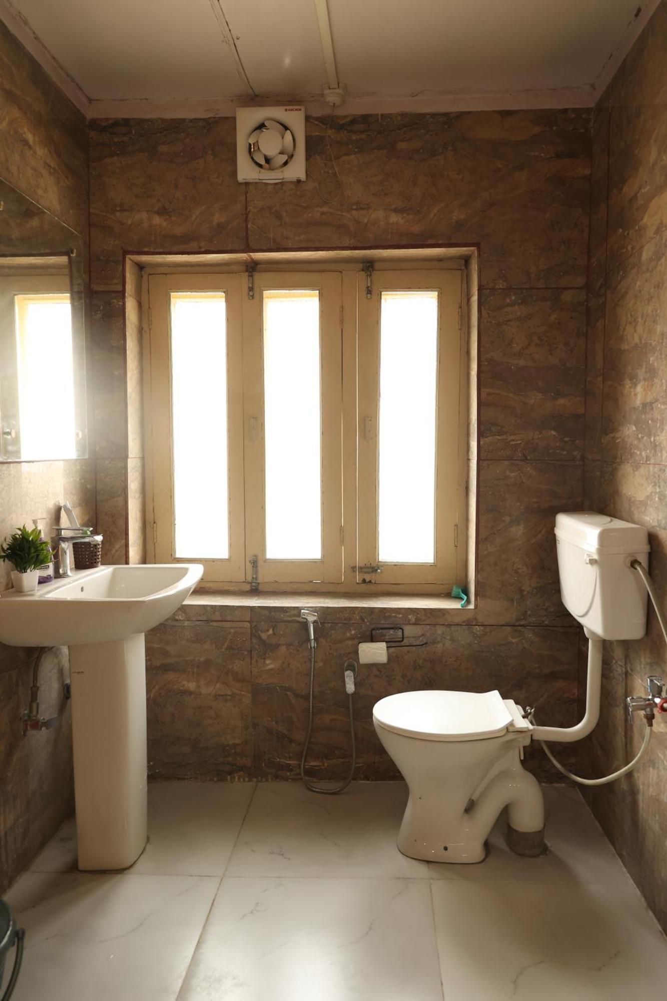 The Khayabaan - Luxurious Home Stay Away From Home Srīnagar Екстериор снимка