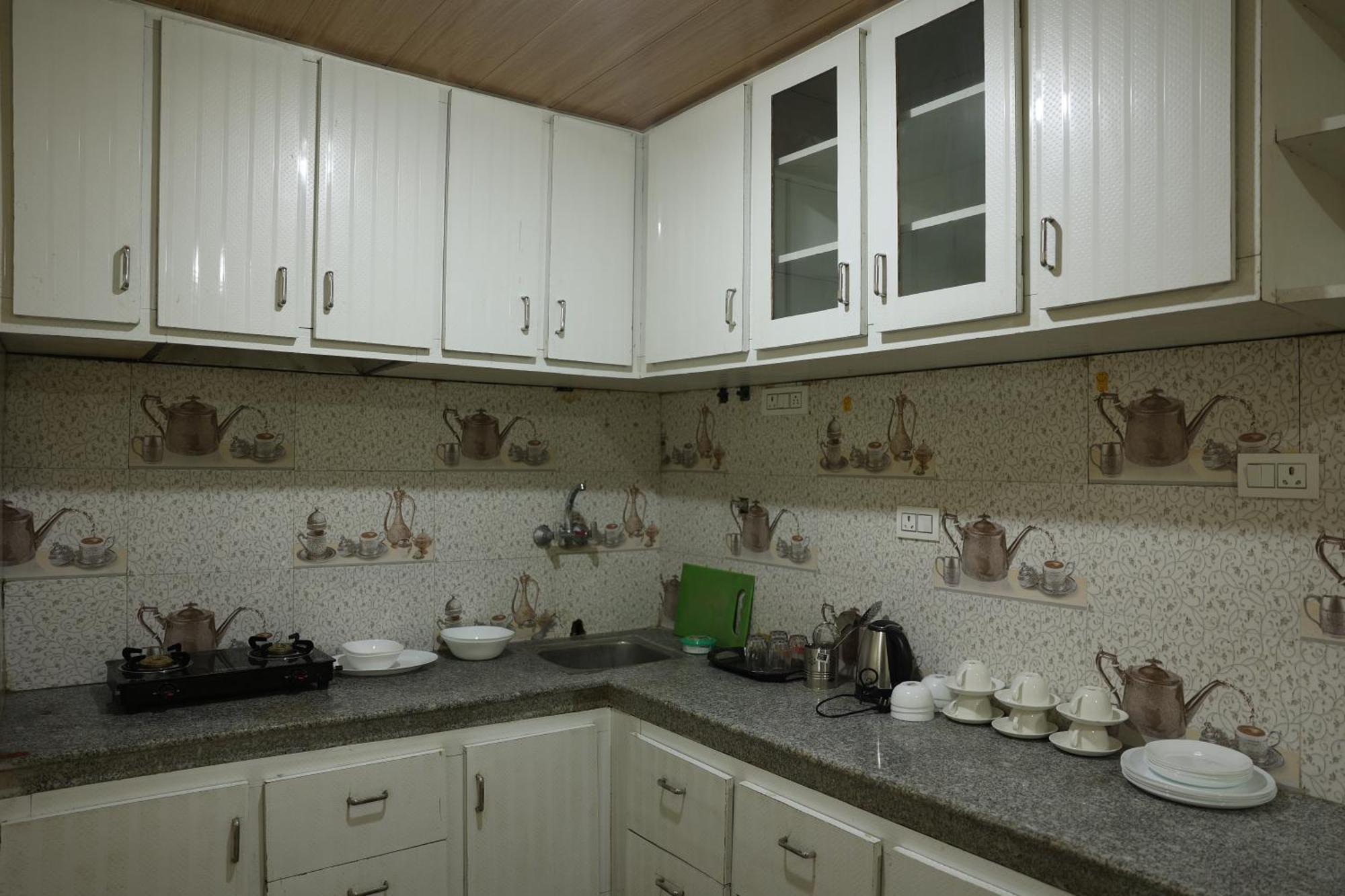 The Khayabaan - Luxurious Home Stay Away From Home Srīnagar Екстериор снимка